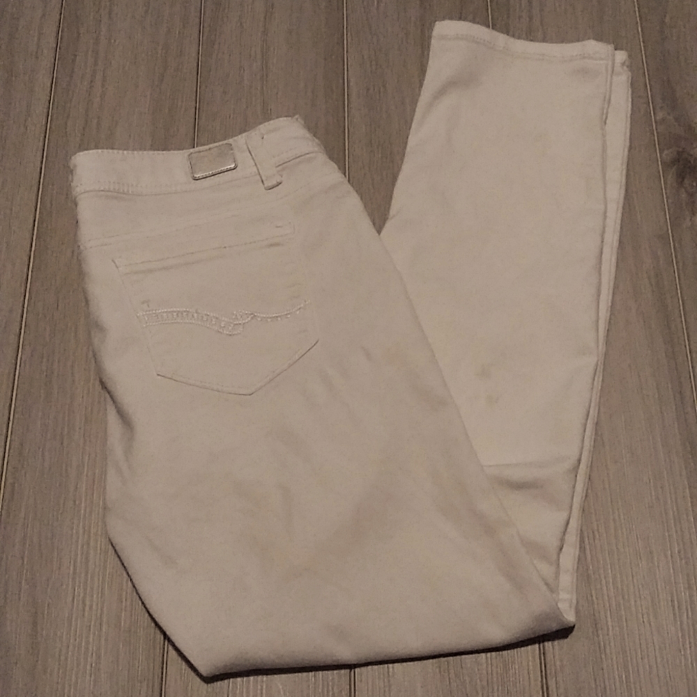 Almost Famous Off-White Skinny Leg Jeans - Size 13 - Picture 3 of 13